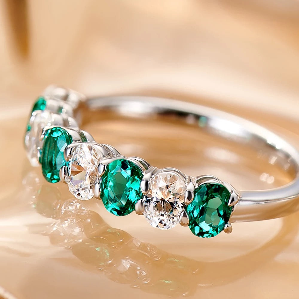 Clara Emerald Ring