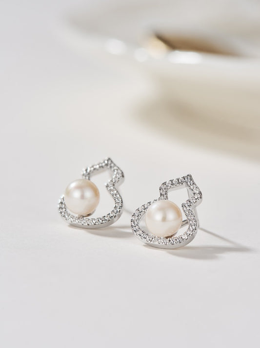Pearl Zee Earrings