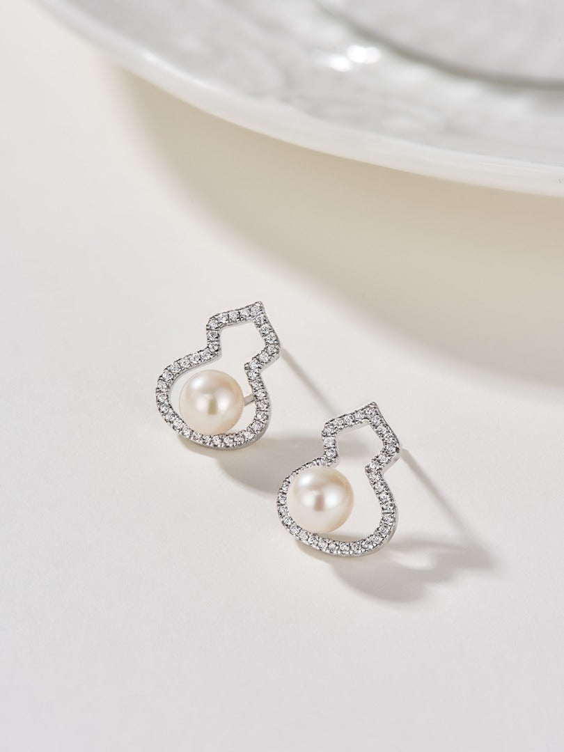 Pearl Zee Earrings