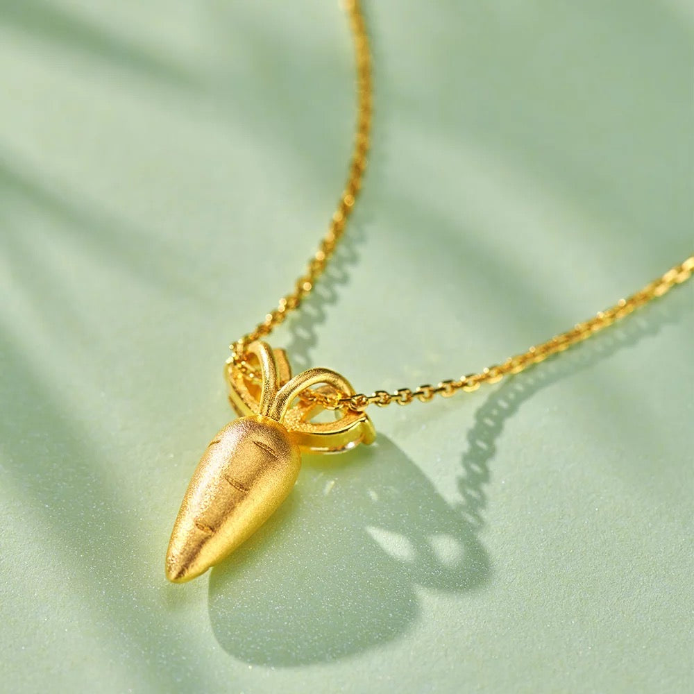 Carrot & Pear-cut Pendant Necklace