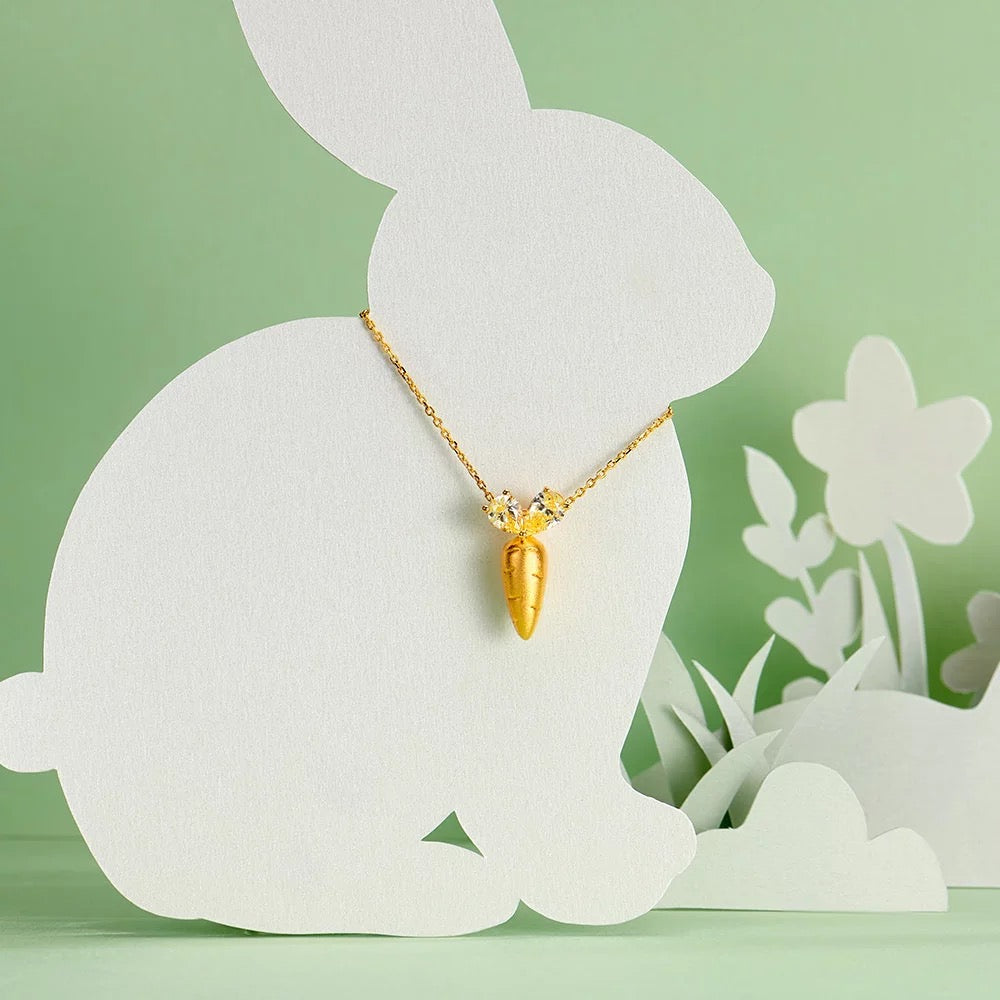 Carrot & Pear-cut Pendant Necklace